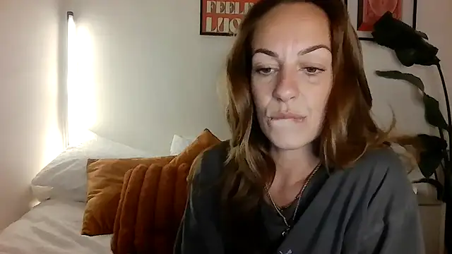Edenfox- online show from 07-31-26, 10:53
