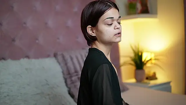 MaiaMini online show from 10-29-25, 10:00