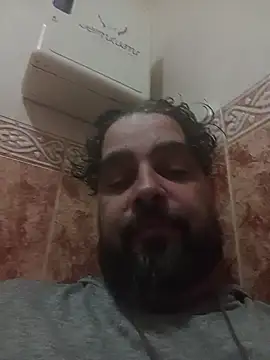 Snapshot of serpensy chatting on 09-25-25, 07:28 serpensy online show from 09-25-25, 07:28