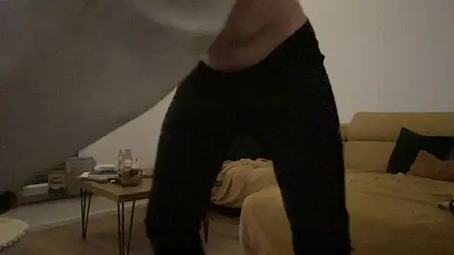 larsfrommars1992 online show from 02-16-25, 05:37