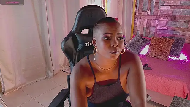 DashaSousaa online show from 10-14-25, 02:51