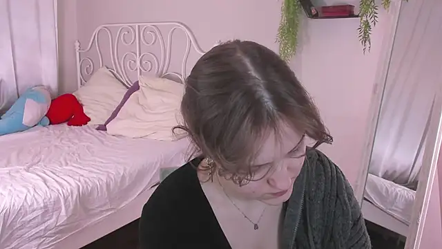 Snapshot of Rada_Woods chatting on 03-21-25, 08:50 Rada Woods online show from 03-21-25, 08:50