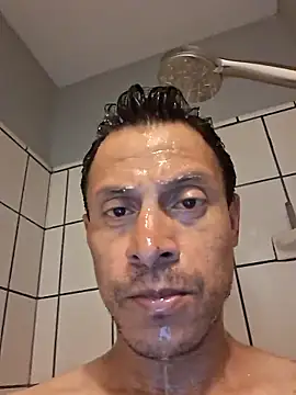 Snapshot of salchichon_69 chatting on 05-19-26, 02:56 salchichon 69 online show from 05-19-26, 02:56