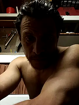 Snapshot of salchichon_69 chatting on 06-16-26, 04:59 salchichon 69 online show from 06-16-26, 04:59
