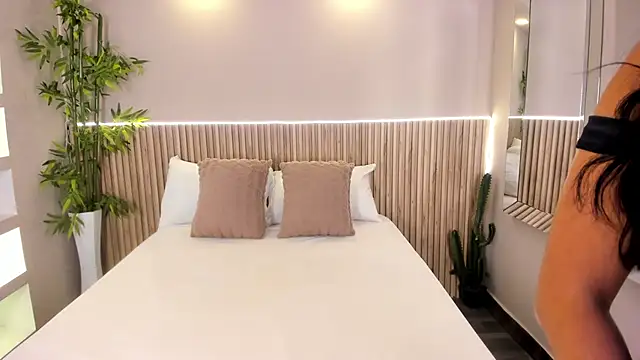 GeorginaReyes online show from 04-18-26, 10:43