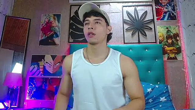 LiamAndrewzz online show from 10-10-25, 05:45