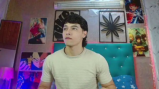 LiamAndrewzz online show from 12-04-25, 07:22