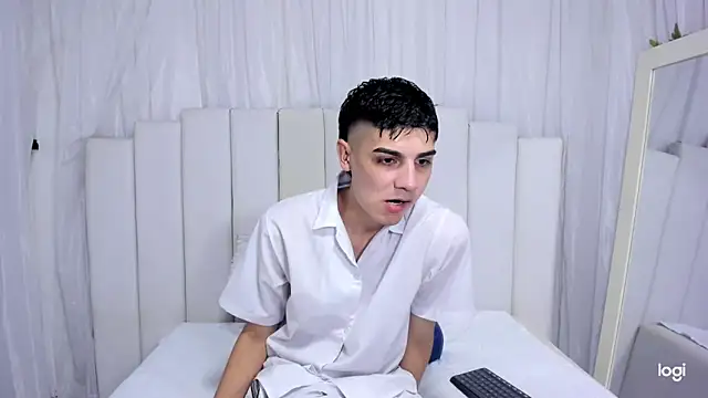 frank jhonsson online show from 10-31-25, 04:52