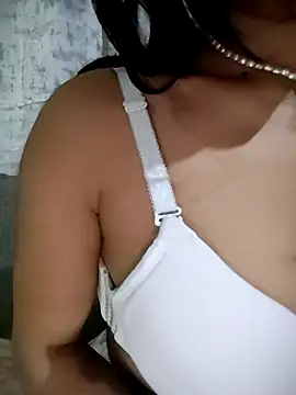 ElaRuil69 online show from 02-07-26, 02:26