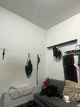 pesyelisa online show from 03-04-25, 11:40