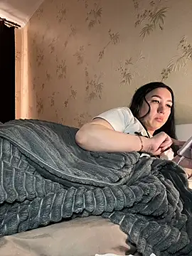 Naughtbaby 2025 online show from 02-28-26, 01:45