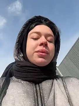 AlishaPrettyBlade online show from 03-04-26, 05:13