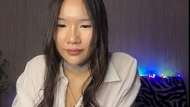 Asian Vi online show from 03-09-25, 02:21