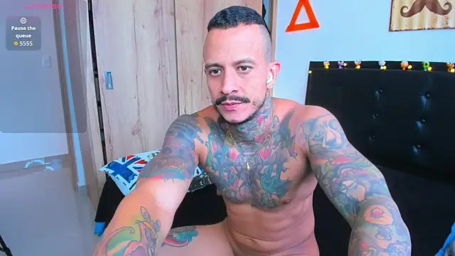 Snapshot of fitnolan chatting on 11-08-25, 07:23 fitnolan online show from 11-08-25, 07:23