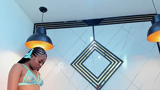 EmilyDiaaz online show from 03-16-25, 04:23