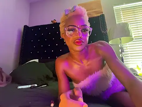 Snapshot of celestefantasea chatting on 03-09-25, 09:03 celestefantasea online show from 03-09-25, 09:03