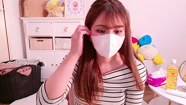 Snapshot of noa_chi chatting on 03-04-25, 06:15 noa chi online show from 03-04-25, 06:15