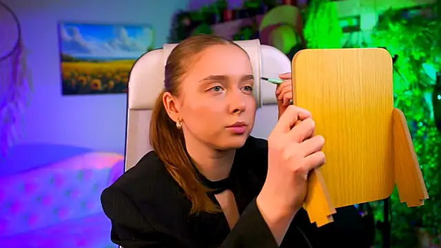 JenniferGraces online show from 02-11-26, 12:43