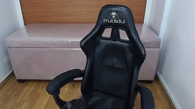 catalina25 t online show from 10-29-25, 07:59