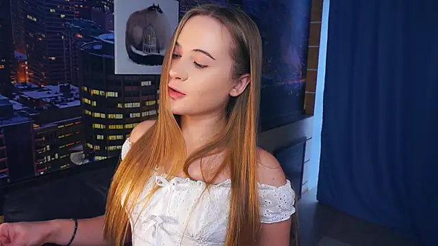 QuennaCoote online show from 12-19-25, 07:26