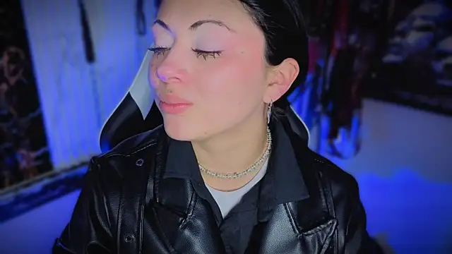 Guxplo  online show from 04-15-26, 02:46