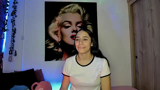 TANIA 06 online show from 10-15-25, 01:00