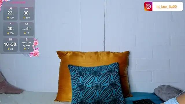 LiaHansson online show from 09-27-25, 08:14