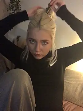 Blondie Sofia Essexbabe online show from 10-12-25, 10:31