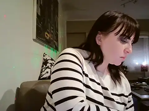Snapshot of KamillaLaLove chatting on 03-04-25, 10:38 KamillaLaLove online show from 03-04-25, 10:38