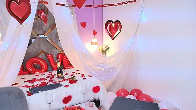 Zamira Taylor online show from 02-15-26, 02:41