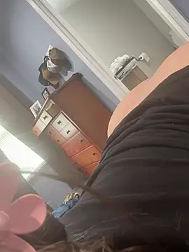 Snapshot of SirensKissss chatting on 02-27-25, 05:36 SirensKissss online show from 02-27-25, 05:36