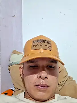 Snapshot of mikytoo chatting on 02-28-26, 11:17 mikytoo online show from 02-28-26, 11:17