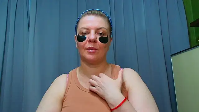 VeronikawGold online show from 05-07-26, 10:26