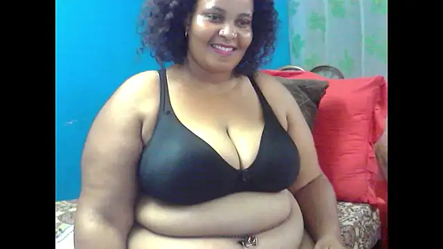 Snapshot of lucy_ivory chatting on 03-03-25, 04:24 lucy ivory online show from 03-03-25, 04:24