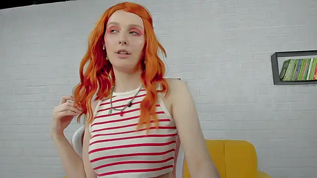 Snapshot of KristinMoore chatting on 02-26-25, 11:20 KristinMoore online show from 02-26-25, 11:20