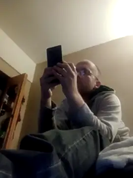 taterae online show from 11-04-25, 01:32