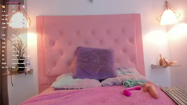 Snapshot of Rachel_rivera chatting on 03-11-25, 02:40 Rachel rivera online show from 03-11-25, 02:40