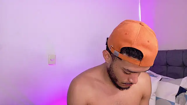 eross chipre  online show from 04-05-26, 05:54