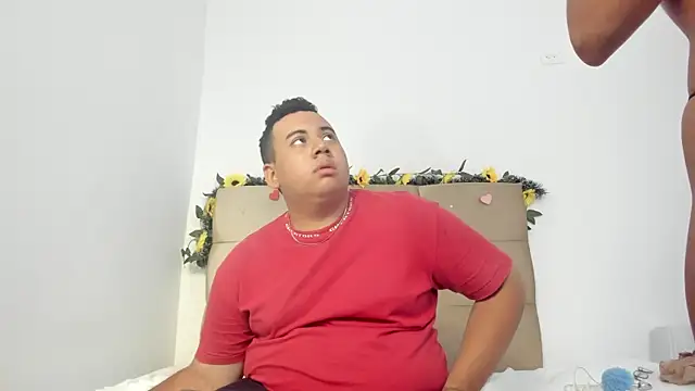 MICHAEL AND SHARON online show from 02-27-25, 05:45