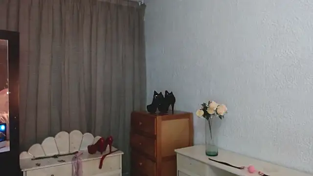 EngelCristaly online show from 02-13-26, 05:47