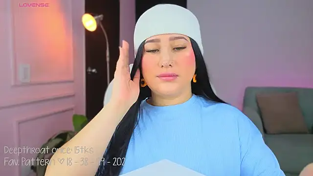 Leaa Cox online show from 11-14-25, 03:27