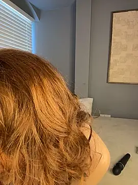 FrancescaFerra online show from 04-29-26, 12:20