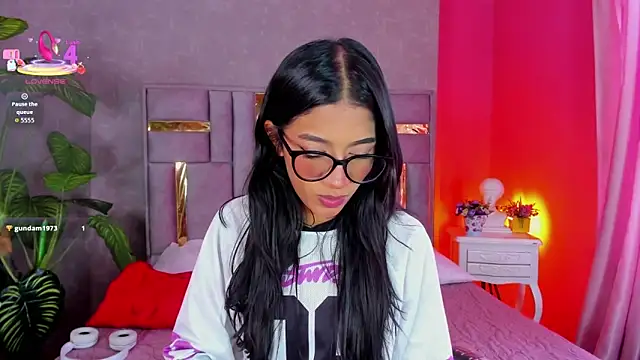 Tyla Ks online show from 04-08-26, 07:58