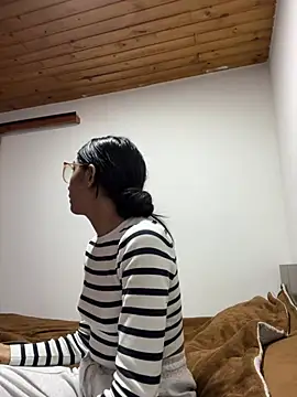 Tyla Ks online show from 07-03-26, 06:14