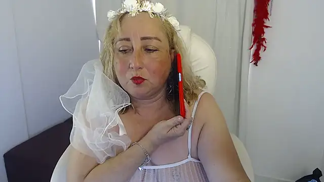 Mature 2025 online show from 10-22-25, 05:02