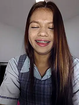 sophia ramirez12 online show from 04-18-26, 01:20