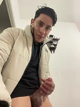 Leandro5523Z online show from 02-21-25, 12:28