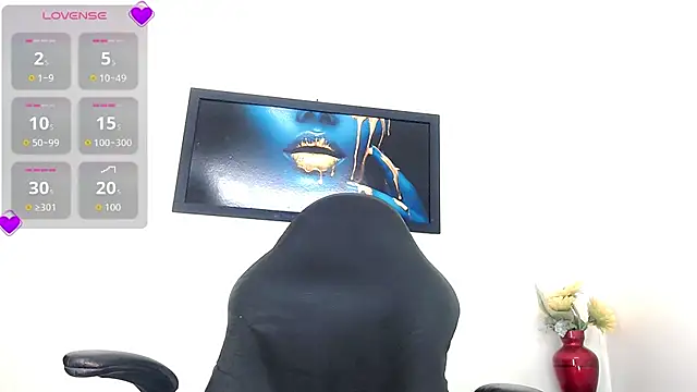 jymena xxx online show from 11-07-25, 07:14