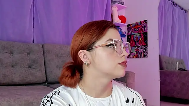 Snapshot of MelaniJhonson chatting on 04-30-26, 02:29 MelaniJhonson online show from 04-30-26, 02:29