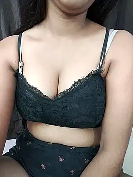 Snapshot of Fiza-Rani chatting on 03-06-25, 07:03 Fiza-Rani online show from 03-06-25, 07:03